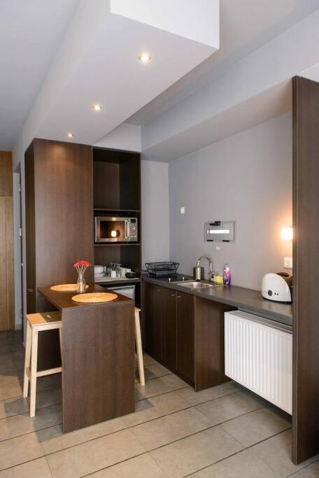 City Lux2Modern Apartment Next To Kerameikos Metro Αθήνα Εξωτερικό φωτογραφία