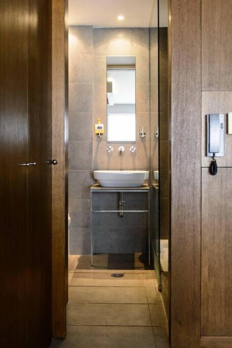 City Lux2Modern Apartment Next To Kerameikos Metro Αθήνα Εξωτερικό φωτογραφία